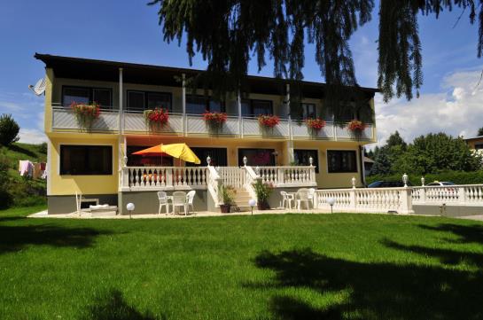 Bed and Breakfast Pension Beate 10