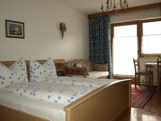 Bed & Breakfast Annemarie Pension 1