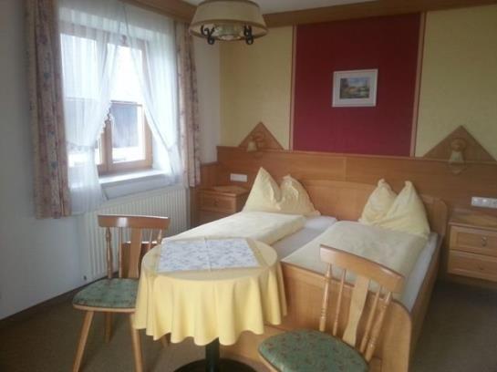 Bauernhof Bruderhof 9