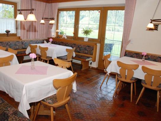 Pension Gästehaus Dorf-anger