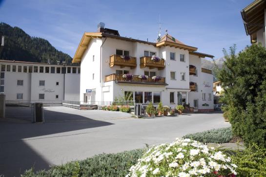 Hotel Hochland 1
