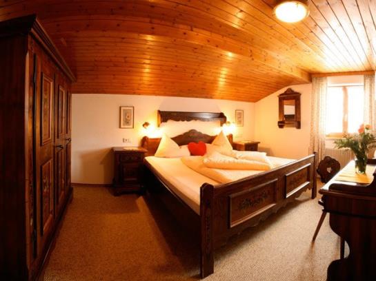 Bed & Breakfast Pension Bergfrieden