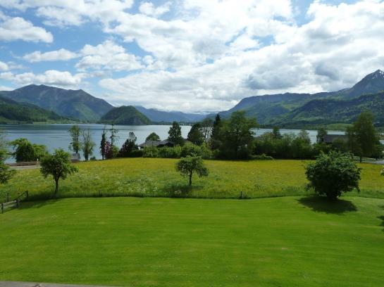 Bed & Breakfast Haus Schoenblick Pension