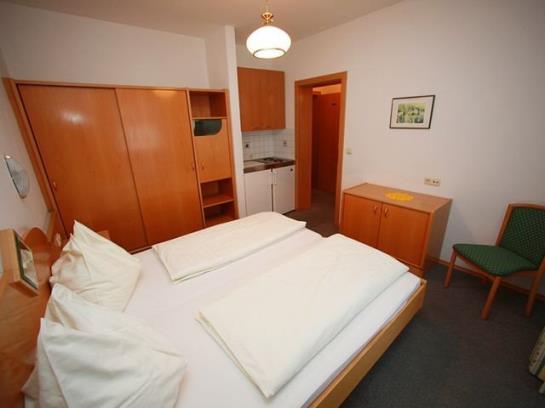 Pension Gasthof Weberhäusl 15