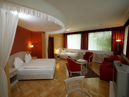 Hotel Kaiservilla 19