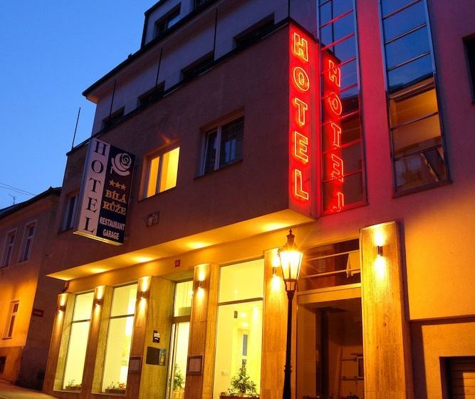 Hotel Bila Ruze White Rose