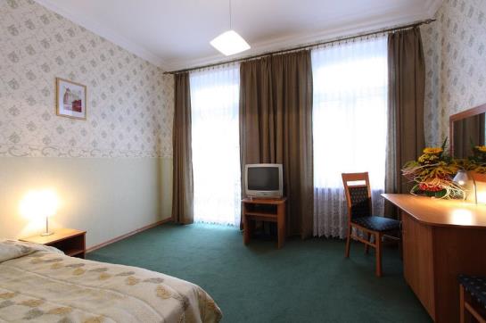 Hotel Polonia Palast 1