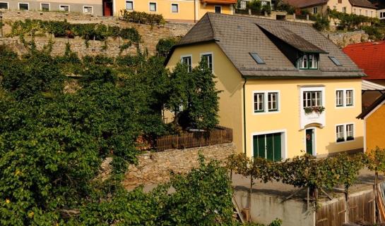 Pension Bernhard Gästehaus-winzerhof