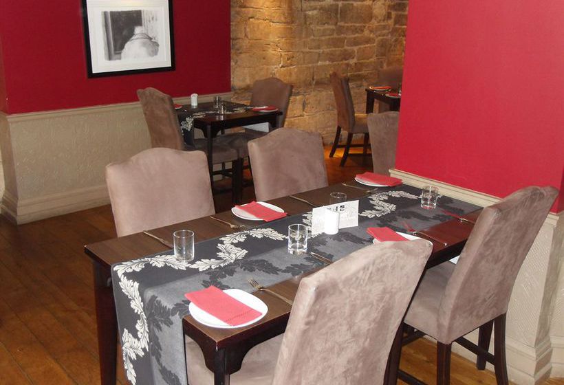 Hotel The Warwick Arms