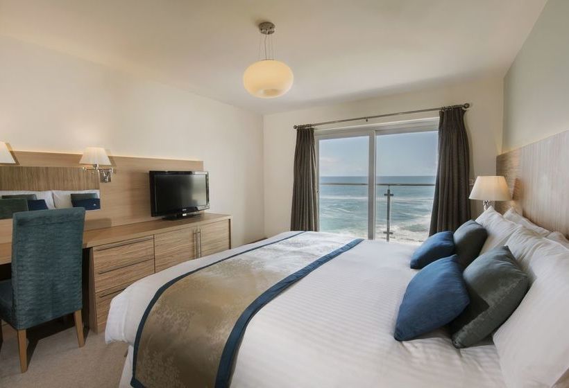 Fistral Beach Hotel 11