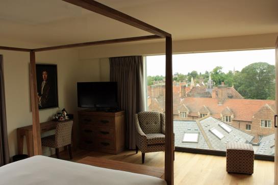 The Varsity Hotel & Spa 9