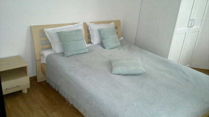 Persey Flora Apartments