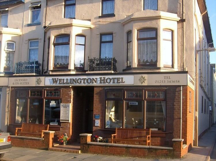Pension Wellington Hotel - Guest House