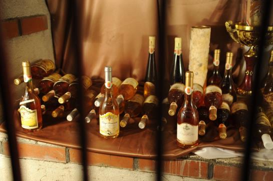 Aranykorona Hotel-Étterem & Sétáló Pince