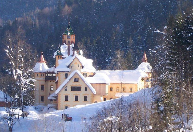 Schlosshotel Kassegg