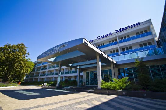 Hotel Grand Marine 1