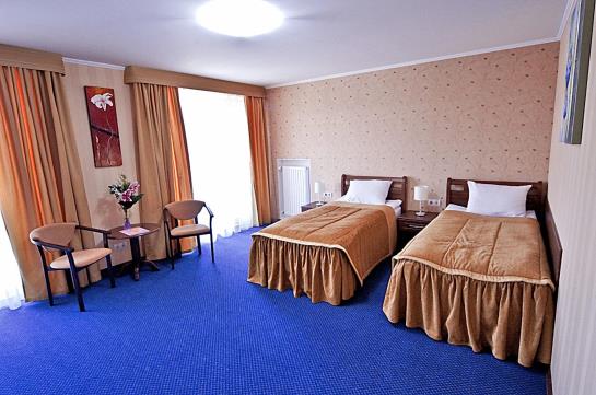 Hotel Grand Marine 12