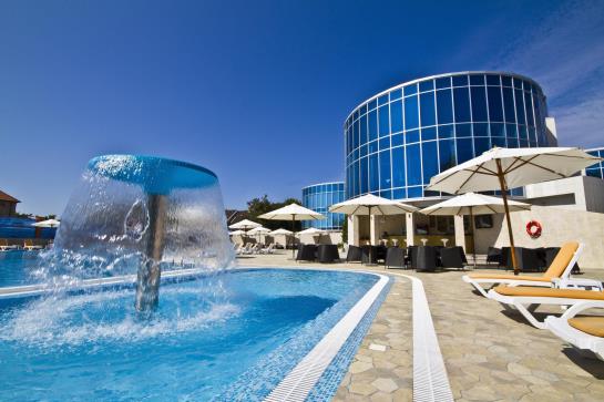 Hotel Grand Marine 8