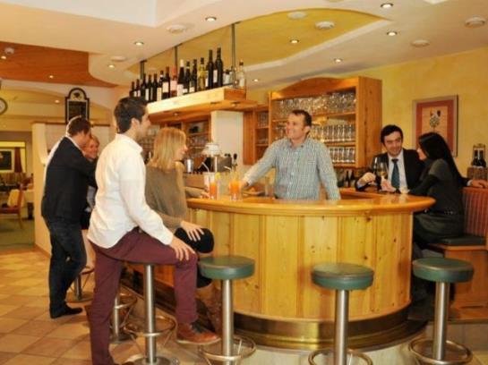 Pension (Hôtel basse catégorie) Alpengasthof Hierzegger 8