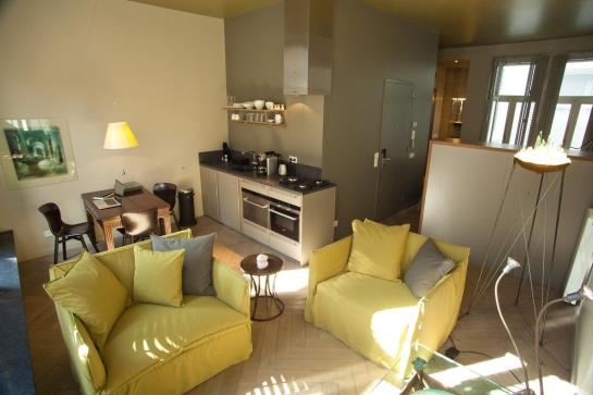 Miss Blanche Short Stay Suites & Apartments 10