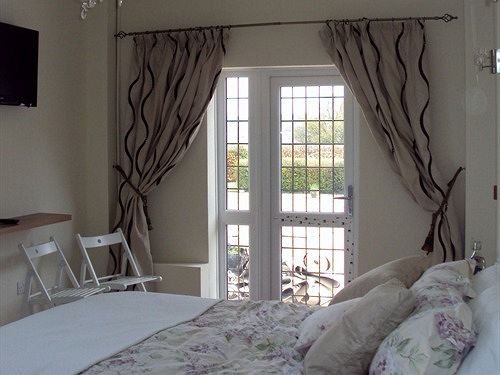 Hotel Lancers House 4