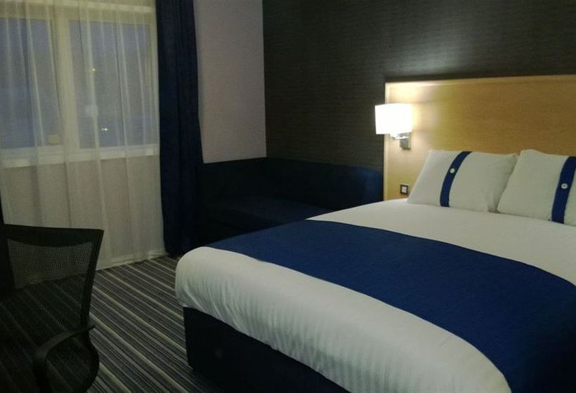 Hotel Holiday Inn Express Manchester Airport