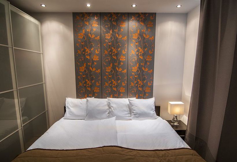 Corvin Center Suites Apartments