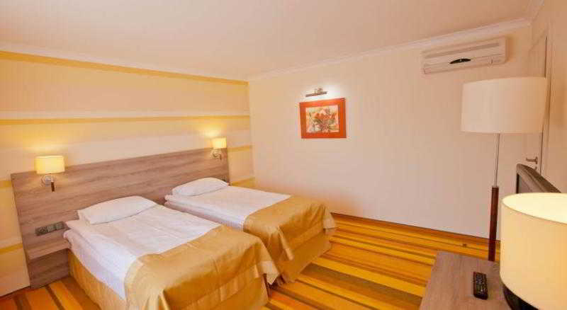 Hotel Reikartz Mariupol 8