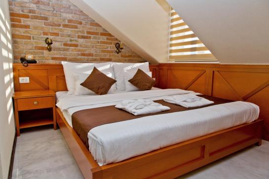 Eco Hotel Carrubba 9