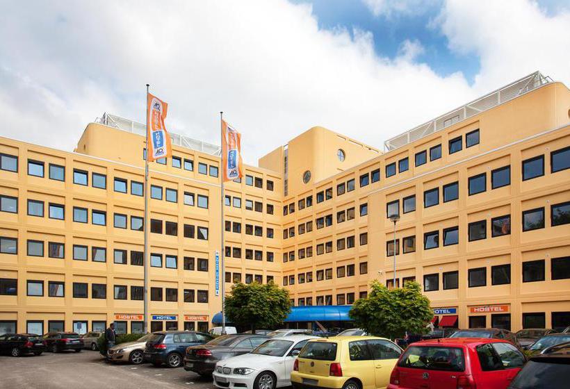 A&O Amsterdam Hotel & Hostel 15