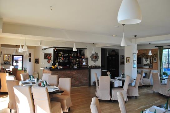 Hotel Casa Din Bran 10