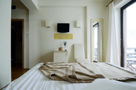 Hotel Casa Din Bran 14