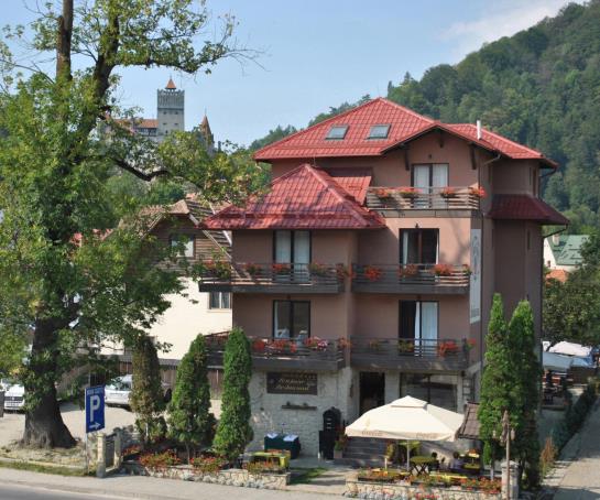Hotel Casa Din Bran 4