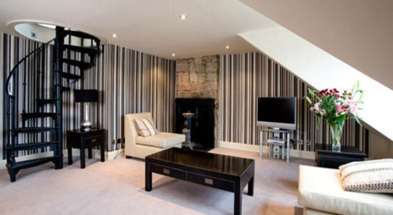 Royal Mile Residence