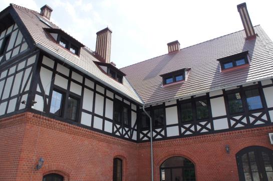 Hotel Dworska Elektrownia 16