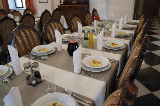 Hotel Dworska Elektrownia 19