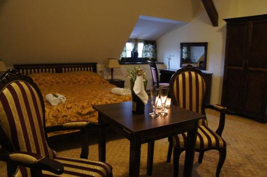 Hotel Dworska Elektrownia 3