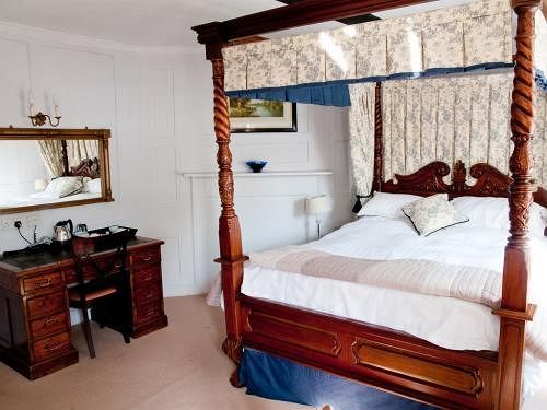 Hotel Running Horses 16