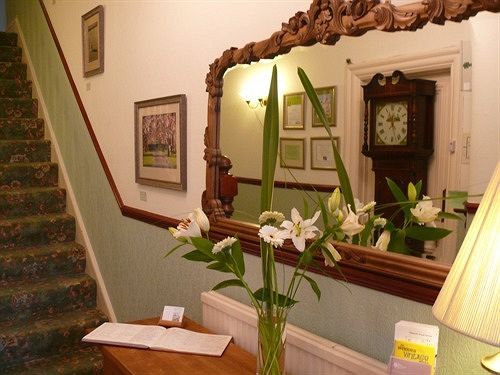 Bed and Breakfast Alamah Guest House 11