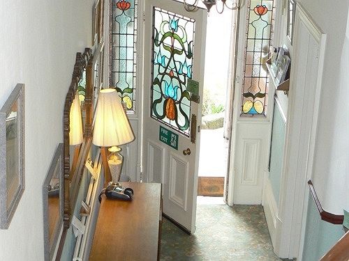 Bed and Breakfast Alamah Guest House 4