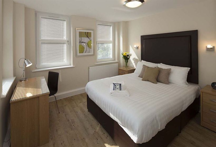 House Of Fisher Central House 1