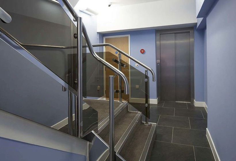 House Of Fisher Central House 12