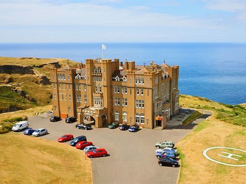 Hotel Camelot Castle 1