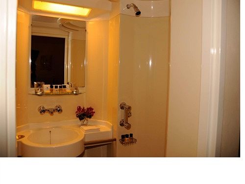 Hotel Camelot Castle 14