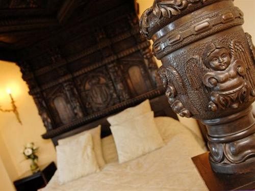 Hotel Camelot Castle 7