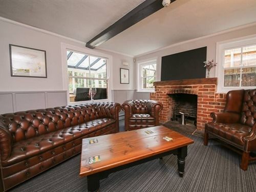 Hotel The Wheatsheaf Inn 10