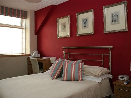 Pensão St Bernards 17