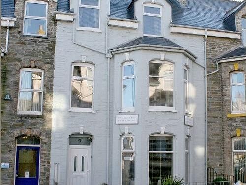 Pensão St Bernards 3