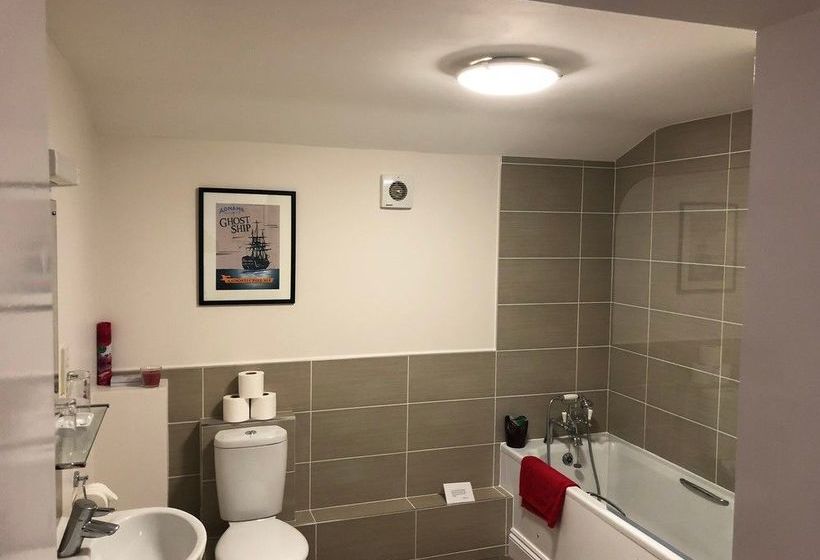 Hôtel Cherry Tree Pub 5