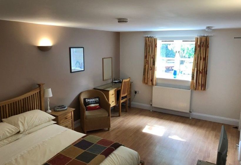 Hôtel Cherry Tree Pub 8